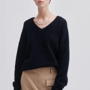 Second Female Brook Knit Oversize 
V-neck Black