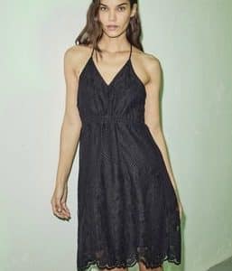 HAUTE L’AMITIÉ Curvey Lace Doll Dress Black