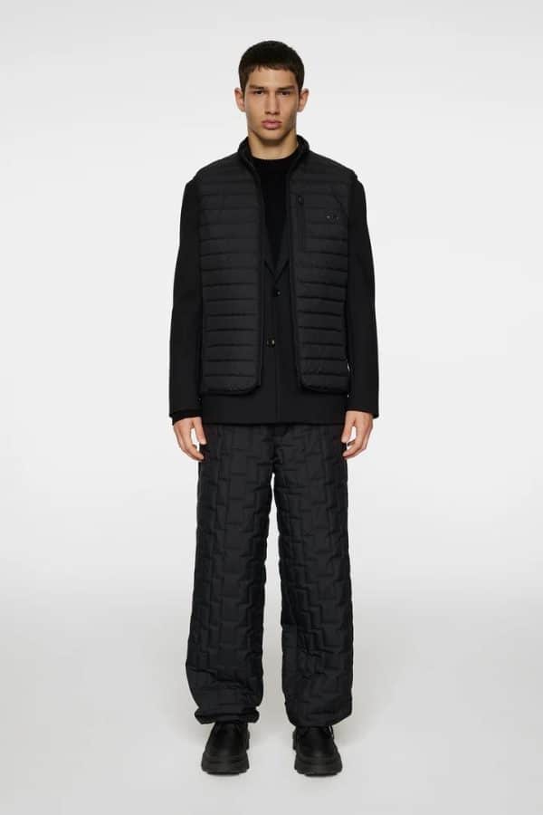 J.Lindeberg Pace Down liner Vest Black - Image 4